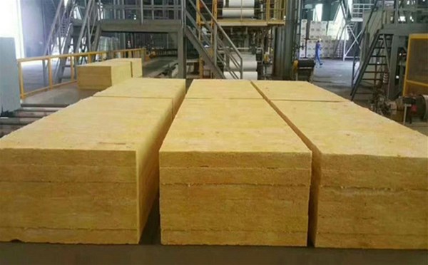 巖棉氈和巖棉板的優(yōu)勢